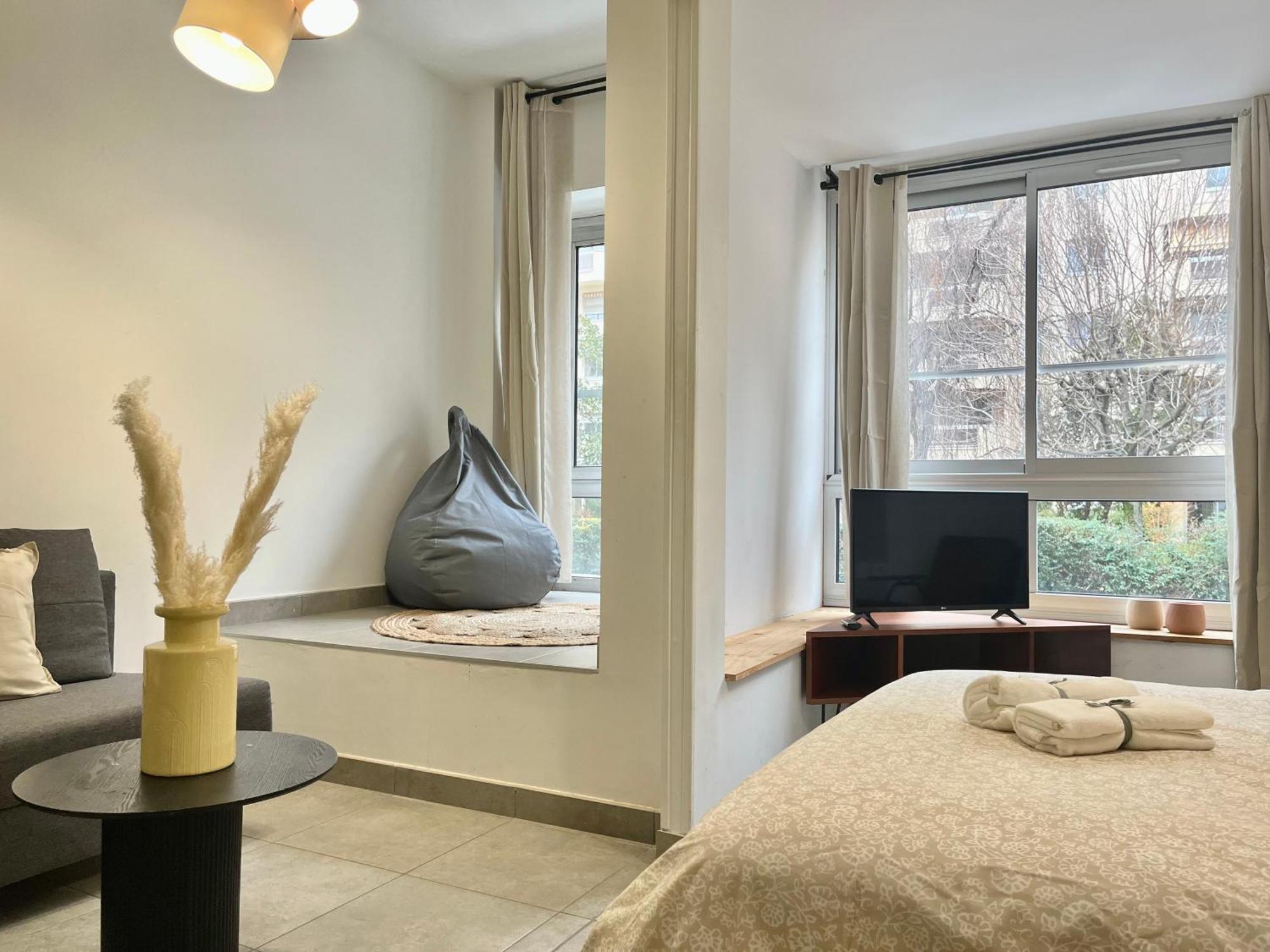 Suite Danbury Lyon Zewnętrze zdjęcie