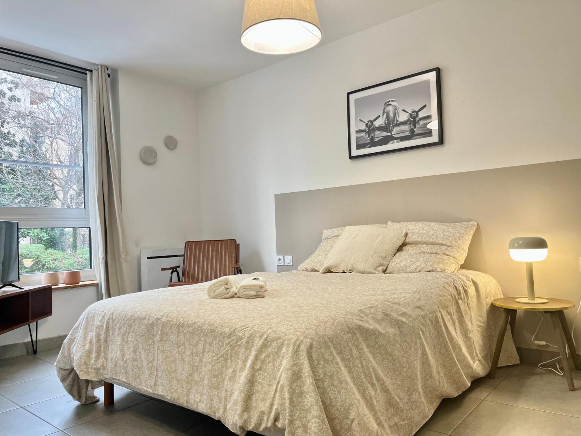 Suite Danbury Lyon Zewnętrze zdjęcie
